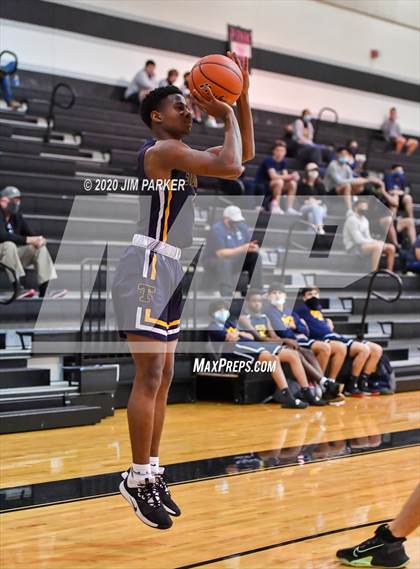 Thumbnail 1 in Stony Point @ Vandegrift photogallery.