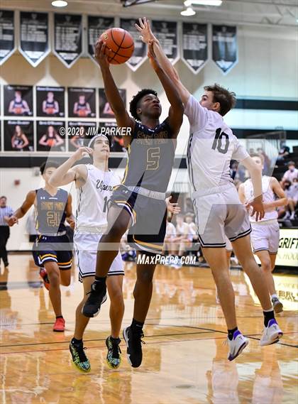 Thumbnail 2 in Stony Point @ Vandegrift photogallery.