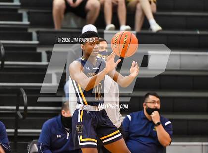 Thumbnail 3 in Stony Point @ Vandegrift photogallery.
