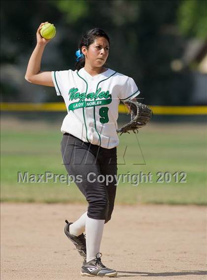 Thumbnail 1 in Northview @ Nogales photogallery.