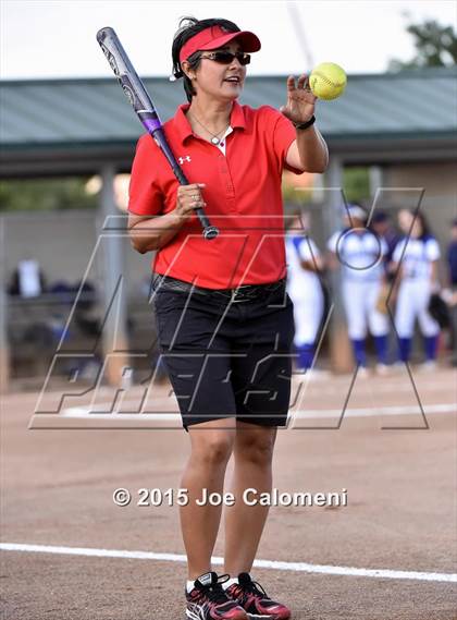 Thumbnail 1 in Judson Vs MacArthur [Douglas] (UIL 6A Region IV Bi-District Playoff) photogallery.