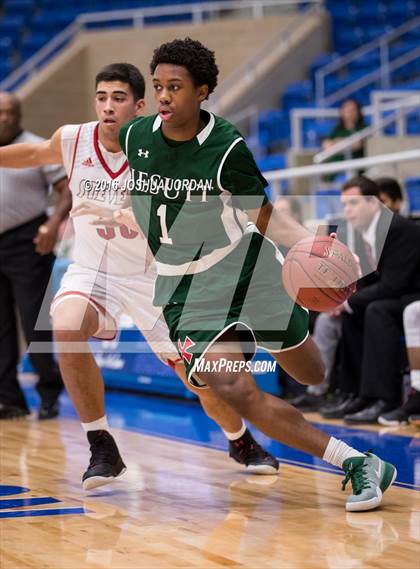 Thumbnail 3 in Stevens vs. Strake Jesuit (NISD/NEISD Tournament) photogallery.