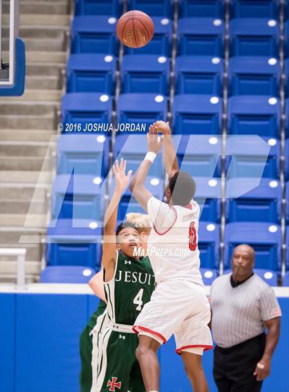 Thumbnail 1 in Stevens vs. Strake Jesuit (NISD/NEISD Tournament) photogallery.
