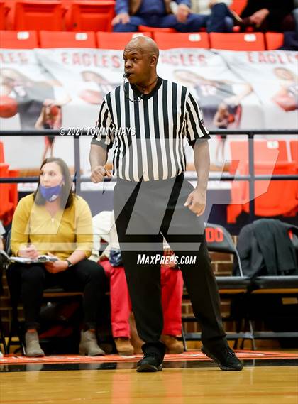 Thumbnail 1 in Argyle vs. Graham (UIL 4A Area Playoff) photogallery.