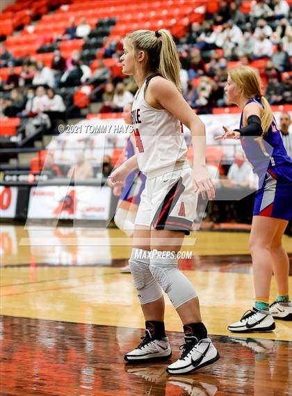 Thumbnail 2 in Argyle vs. Graham (UIL 4A Area Playoff) photogallery.
