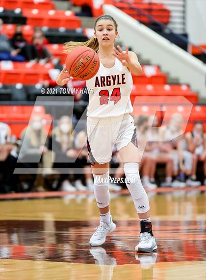 Thumbnail 2 in Argyle vs. Graham (UIL 4A Area Playoff) photogallery.