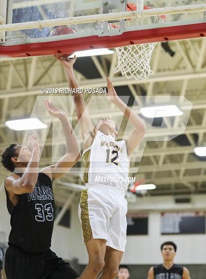 Thumbnail 2 in Bullard vs. Sunnyside (Clovis West Nike Invitational) photogallery.