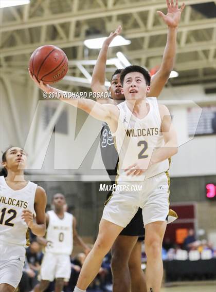 Thumbnail 2 in Bullard vs. Sunnyside (Clovis West Nike Invitational) photogallery.