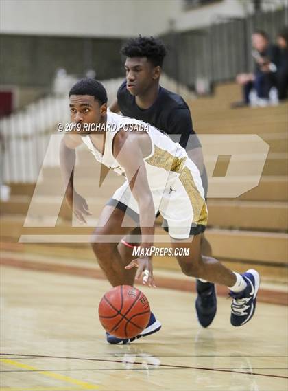 Thumbnail 1 in Bullard vs. Sunnyside (Clovis West Nike Invitational) photogallery.