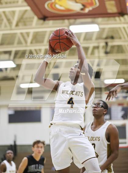 Thumbnail 3 in Bullard vs. Sunnyside (Clovis West Nike Invitational) photogallery.