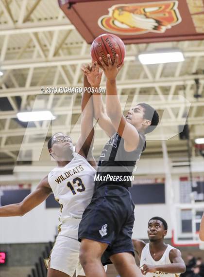 Thumbnail 1 in Bullard vs. Sunnyside (Clovis West Nike Invitational) photogallery.