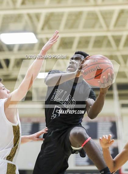 Thumbnail 1 in Bullard vs. Sunnyside (Clovis West Nike Invitational) photogallery.