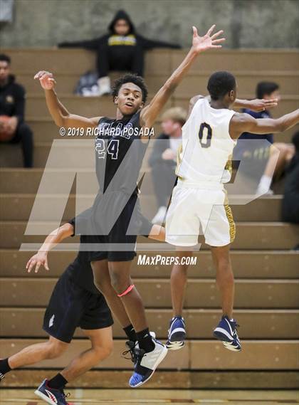 Thumbnail 1 in Bullard vs. Sunnyside (Clovis West Nike Invitational) photogallery.