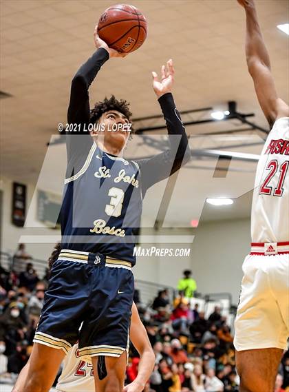 Thumbnail 1 in Centennial vs. St. John Bosco (The Classic at Damien) Tournament photogallery.