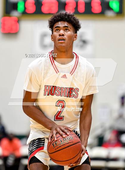 Thumbnail 2 in Centennial vs. St. John Bosco (The Classic at Damien) Tournament photogallery.