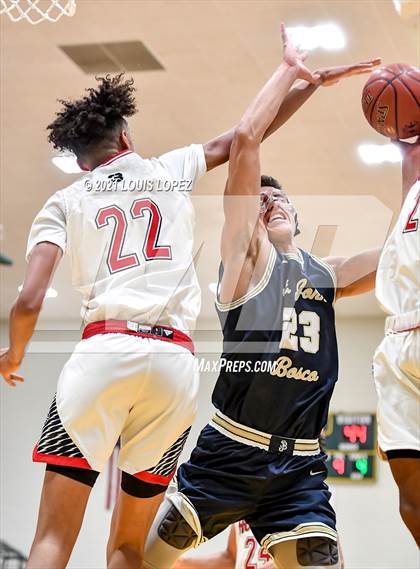 Thumbnail 1 in Centennial vs. St. John Bosco (The Classic at Damien) Tournament photogallery.