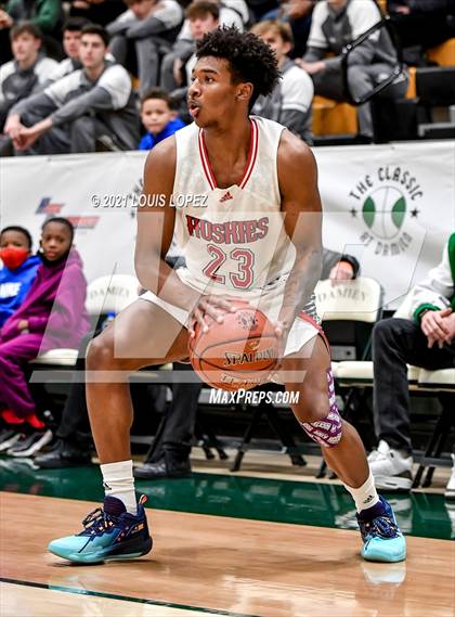 Thumbnail 2 in Centennial vs. St. John Bosco (The Classic at Damien) Tournament photogallery.