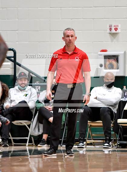 Thumbnail 3 in Centennial vs. St. John Bosco (The Classic at Damien) Tournament photogallery.
