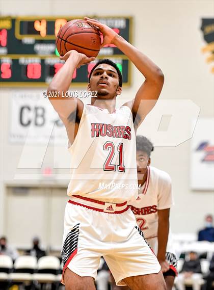 Thumbnail 3 in Centennial vs. St. John Bosco (The Classic at Damien) Tournament photogallery.