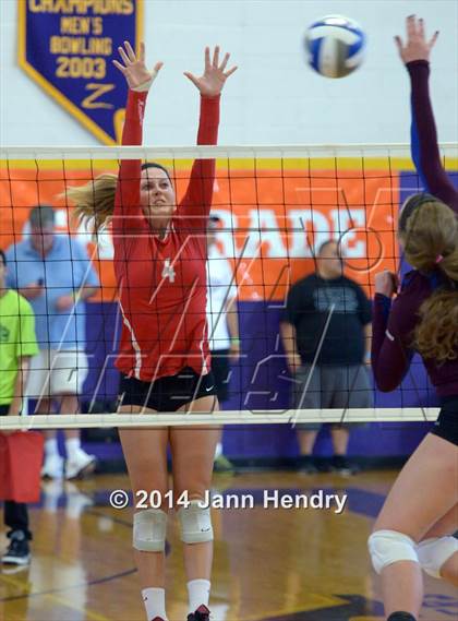Thumbnail 3 in Assumption vs. Mater Dei (Durango Fall Classic) photogallery.