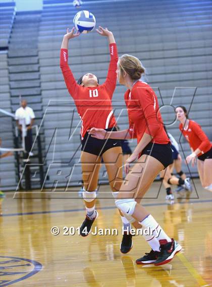 Thumbnail 3 in Assumption vs. Mater Dei (Durango Fall Classic) photogallery.