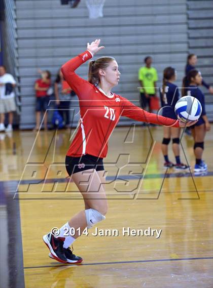 Thumbnail 2 in Assumption vs. Mater Dei (Durango Fall Classic) photogallery.
