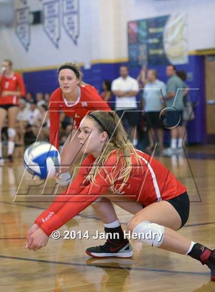 Thumbnail 3 in Assumption vs. Mater Dei (Durango Fall Classic) photogallery.