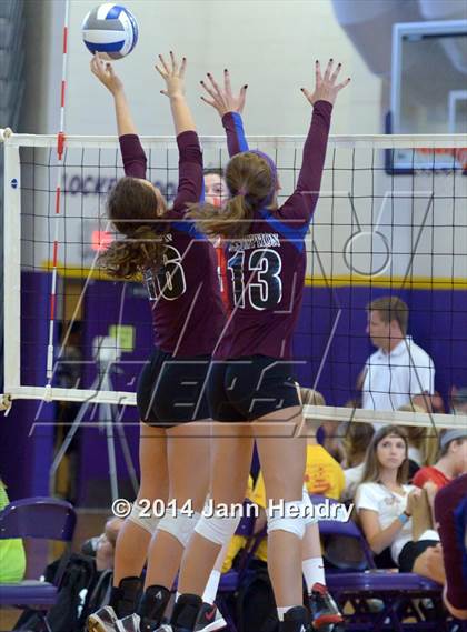 Thumbnail 1 in Assumption vs. Mater Dei (Durango Fall Classic) photogallery.