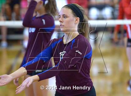 Thumbnail 2 in Assumption vs. Mater Dei (Durango Fall Classic) photogallery.