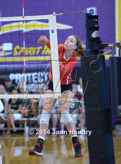 Thumbnail 3 in Assumption vs. Mater Dei (Durango Fall Classic) photogallery.