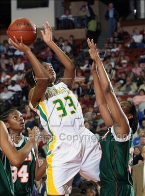 Thumbnail 3 in Naaman Forest vs. De Soto (UIL 5A Semifinals) photogallery.