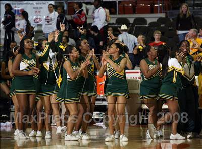 Thumbnail 2 in Naaman Forest vs. De Soto (UIL 5A Semifinals) photogallery.