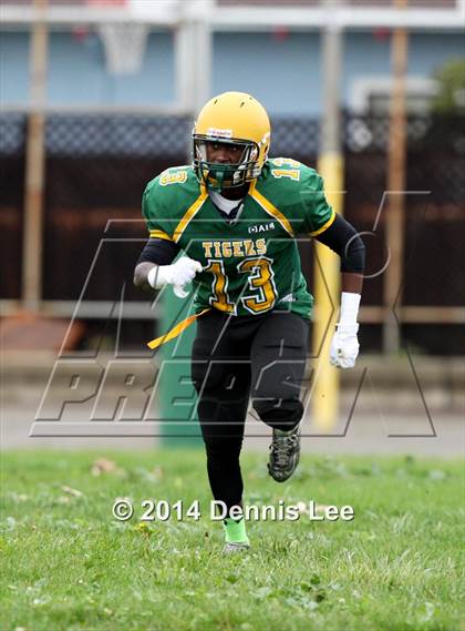 Thumbnail 3 in Oakland vs. Fremont photogallery.