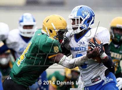 Thumbnail 3 in Oakland vs. Fremont photogallery.