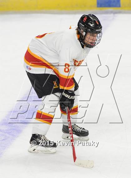 Thumbnail 2 in Seton Hall Prep vs. Bergen Catholic (Notre Dame New Year's Invitational Consolation) photogallery.