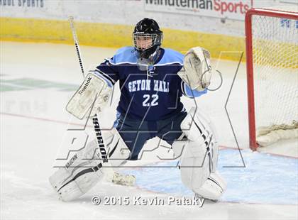 Thumbnail 3 in Seton Hall Prep vs. Bergen Catholic (Notre Dame New Year's Invitational Consolation) photogallery.