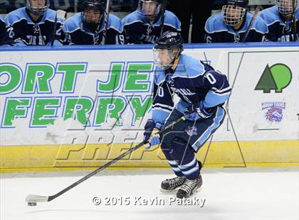 Thumbnail 3 in Seton Hall Prep vs. Bergen Catholic (Notre Dame New Year's Invitational Consolation) photogallery.