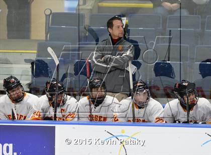 Thumbnail 3 in Seton Hall Prep vs. Bergen Catholic (Notre Dame New Year's Invitational Consolation) photogallery.