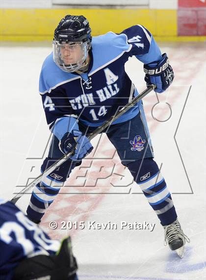 Thumbnail 1 in Seton Hall Prep vs. Bergen Catholic (Notre Dame New Year's Invitational Consolation) photogallery.