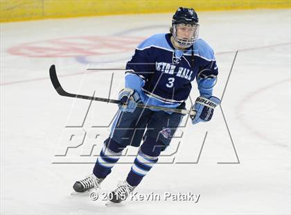 Thumbnail 1 in Seton Hall Prep vs. Bergen Catholic (Notre Dame New Year's Invitational Consolation) photogallery.