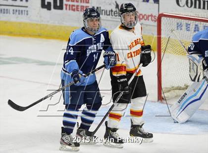 Thumbnail 3 in Seton Hall Prep vs. Bergen Catholic (Notre Dame New Year's Invitational Consolation) photogallery.