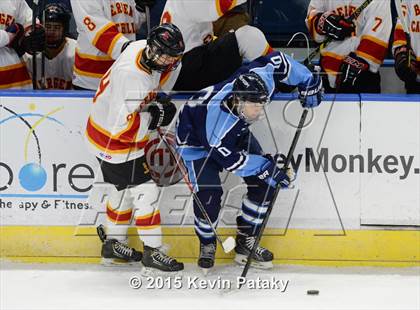 Thumbnail 1 in Seton Hall Prep vs. Bergen Catholic (Notre Dame New Year's Invitational Consolation) photogallery.