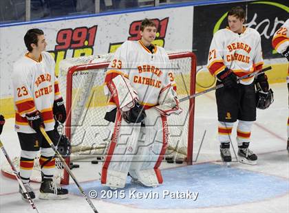 Thumbnail 1 in Seton Hall Prep vs. Bergen Catholic (Notre Dame New Year's Invitational Consolation) photogallery.