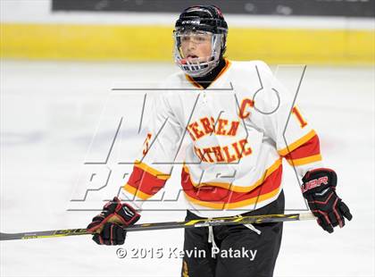 Thumbnail 3 in Seton Hall Prep vs. Bergen Catholic (Notre Dame New Year's Invitational Consolation) photogallery.
