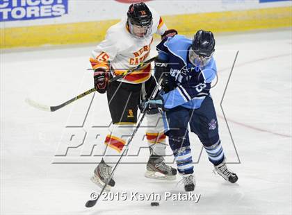 Thumbnail 1 in Seton Hall Prep vs. Bergen Catholic (Notre Dame New Year's Invitational Consolation) photogallery.