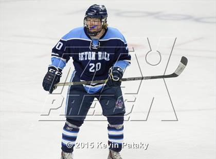 Thumbnail 2 in Seton Hall Prep vs. Bergen Catholic (Notre Dame New Year's Invitational Consolation) photogallery.