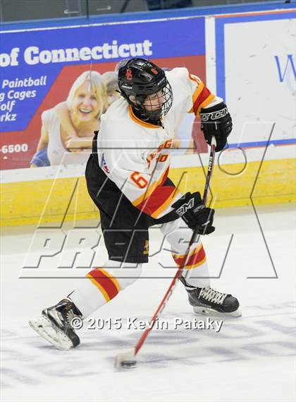 Thumbnail 2 in Seton Hall Prep vs. Bergen Catholic (Notre Dame New Year's Invitational Consolation) photogallery.
