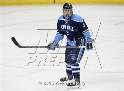 Thumbnail 2 in Seton Hall Prep vs. Bergen Catholic (Notre Dame New Year's Invitational Consolation) photogallery.