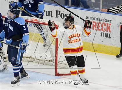 Thumbnail 1 in Seton Hall Prep vs. Bergen Catholic (Notre Dame New Year's Invitational Consolation) photogallery.