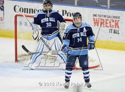 Thumbnail 3 in Seton Hall Prep vs. Bergen Catholic (Notre Dame New Year's Invitational Consolation) photogallery.
